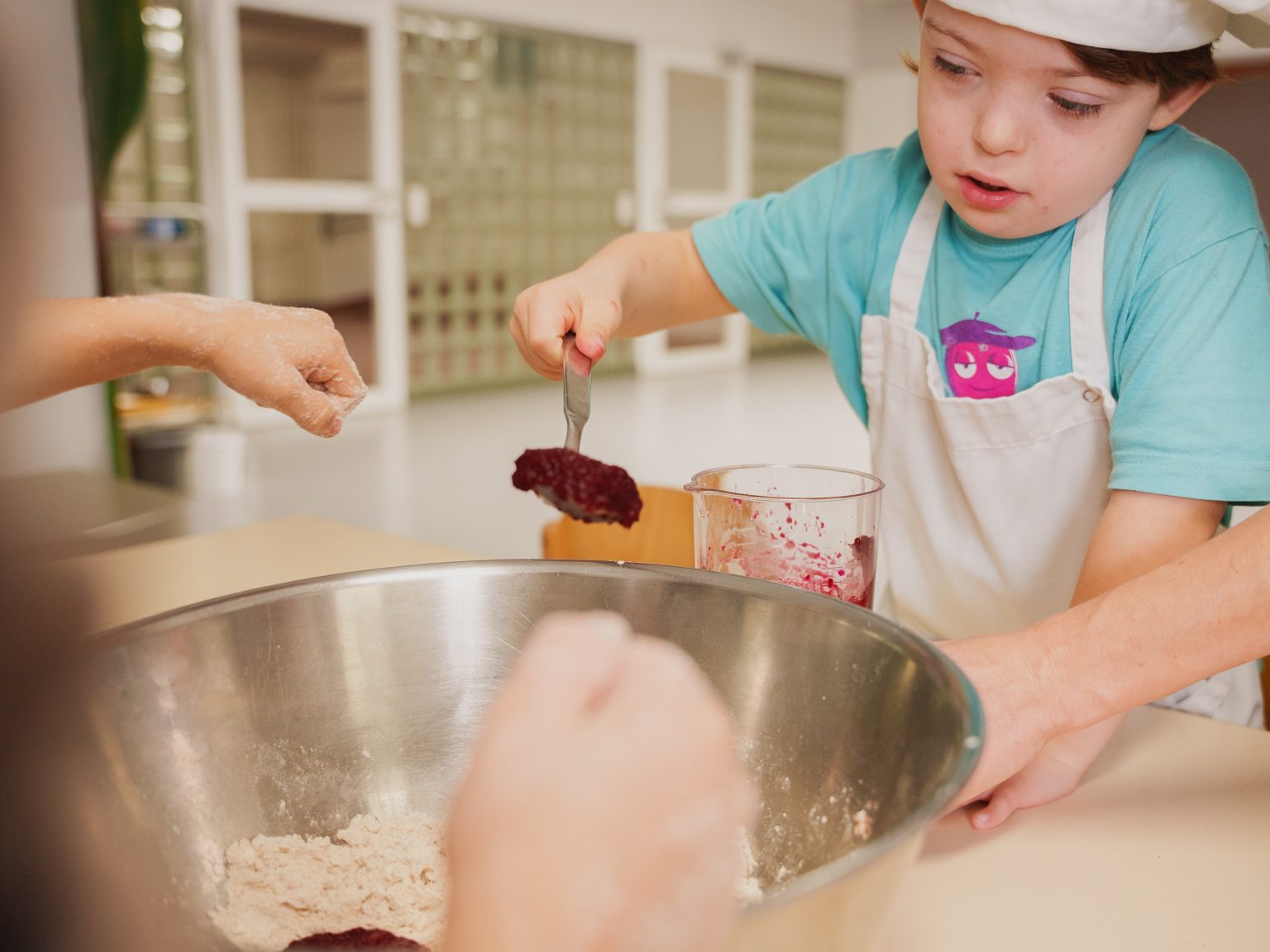 Rote-Bete-Brötchen - INA.KINDER.GARTEN Rote-Bete-Brötchen - INA.KINDER.GARTEN